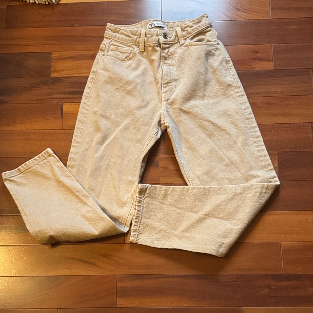 Zara Women's Tan Straight Leg Jeans